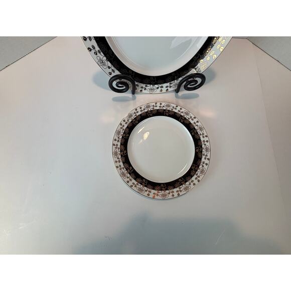 Grace’s Teaware Black & Gold Trimmed Dinner & Salad Plate Set - Picture 8 of 10